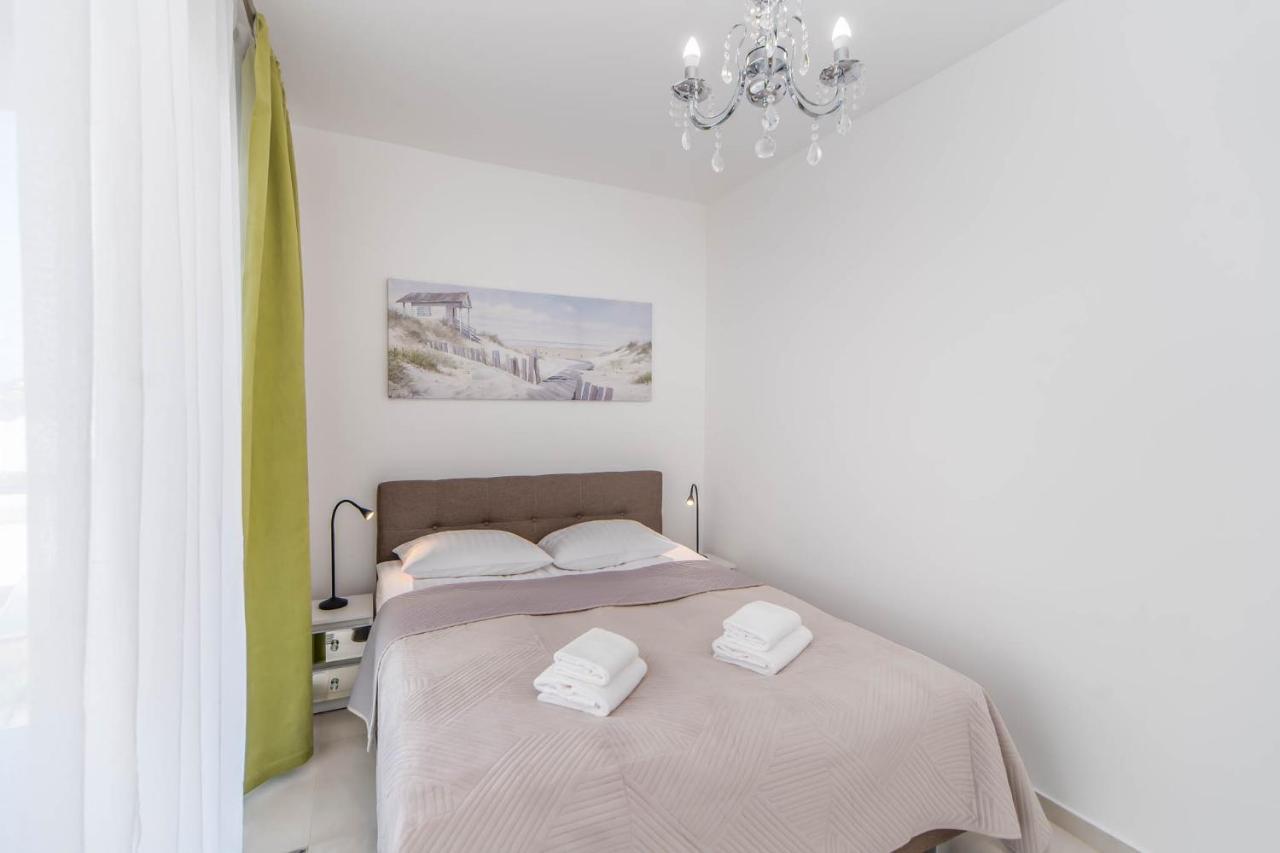 Flamingo 41 By Renters Apartment